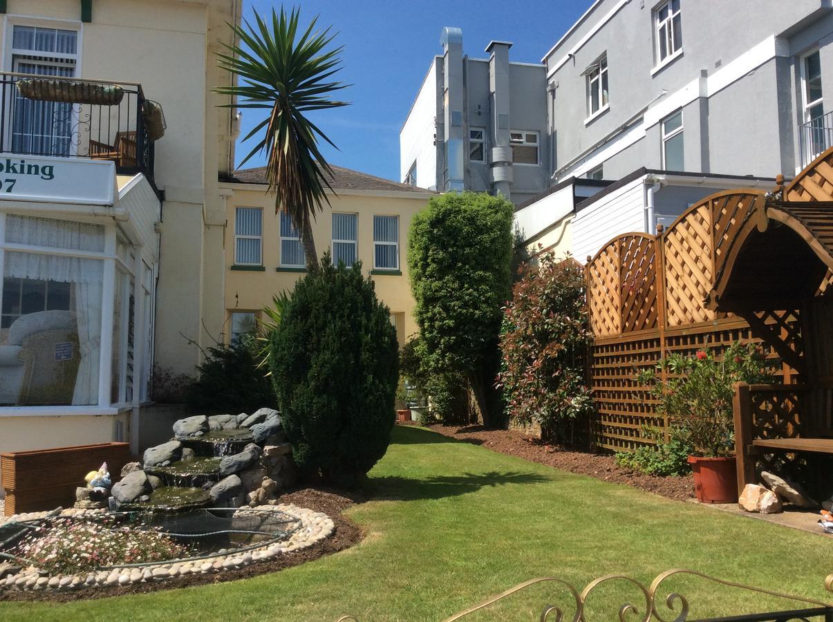 Coombe Court Hotel ทอร์คิ ภายนอก รูปภาพ