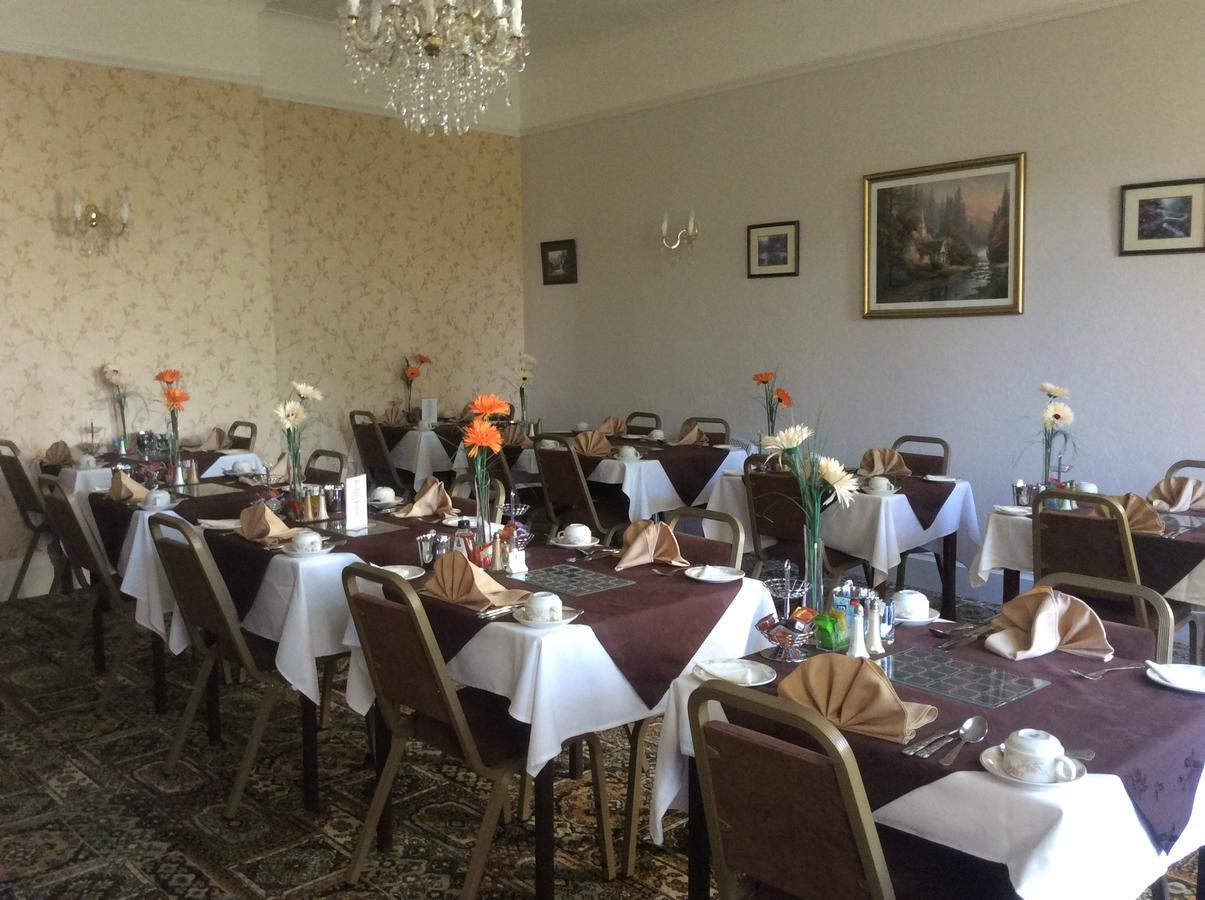 Coombe Court Hotel ทอร์คิ ภายนอก รูปภาพ